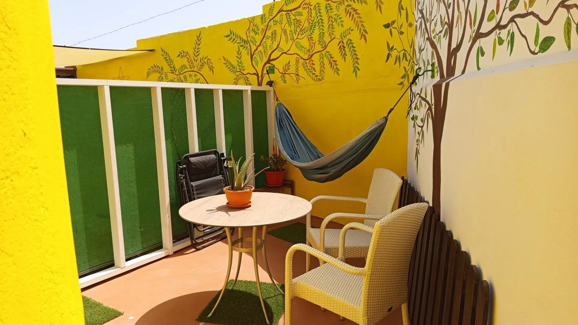 Shangrila Guesthouse Caleta De Fuste